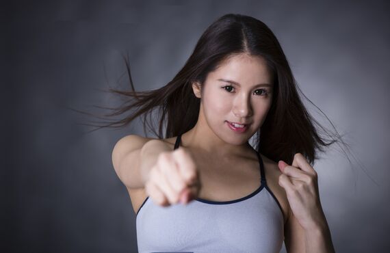 横浜でキックボクシングやパーソナルトレーニングをご利用いただけます